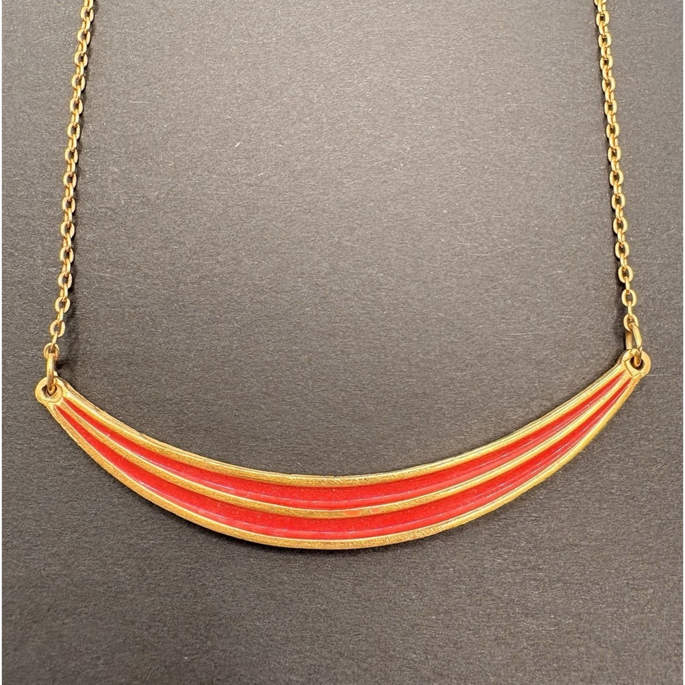Vintage Avon 1976 Team Leader Red Enamel Gold Curved Bar Choker Necklace‎ 15"